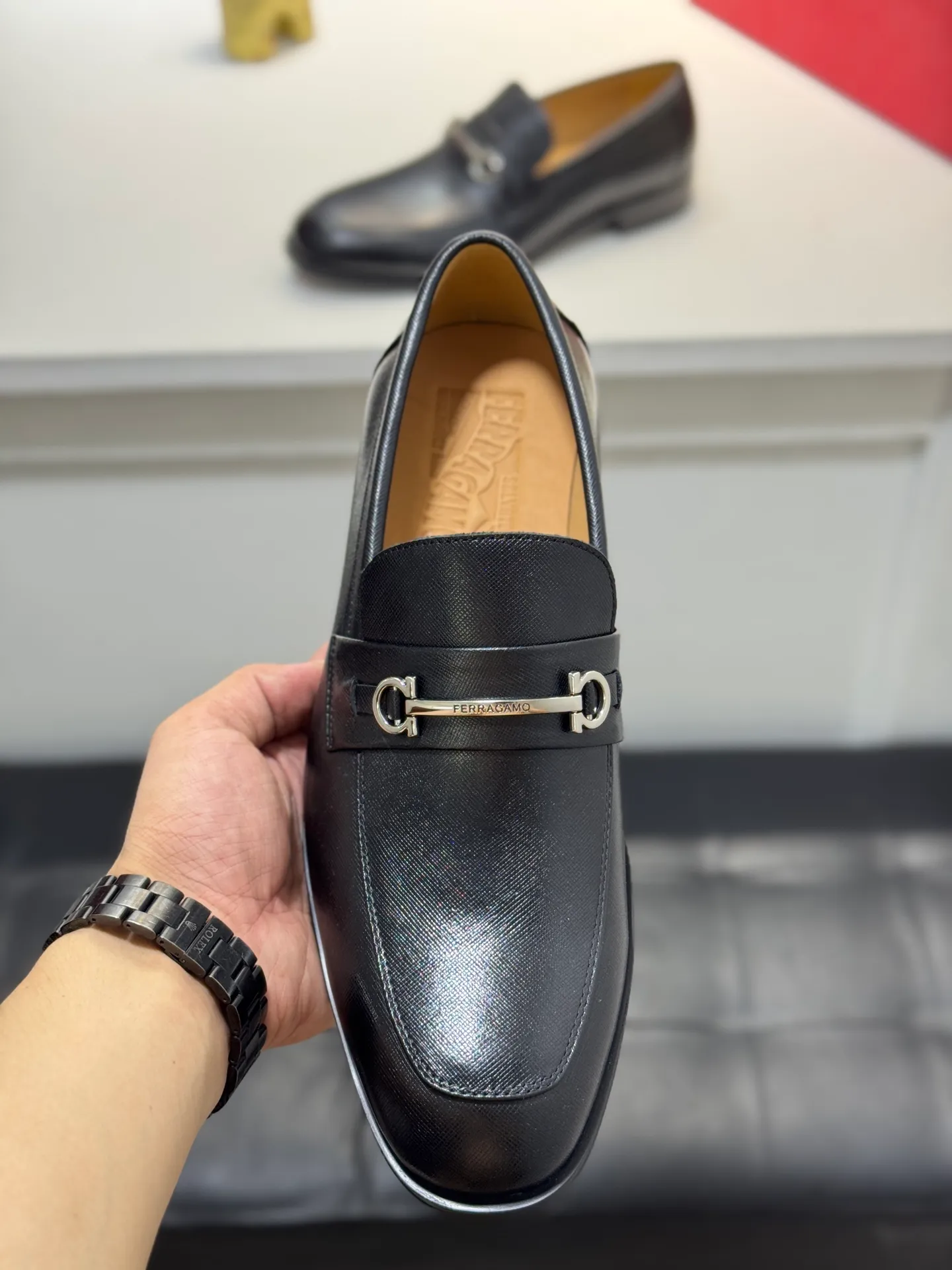 Men's men's shoes 💰480 [New style] 🐠🐠New Ferragamo [Ferragamo] top imported suit men's shoes 💯 Official website original copy, product materials: selected imported embossed calfskin + luxury hardware buckle accessories ~ imported water-dyed cow 🐂 leather lining. Strong three-dimensional visual effect, original combination outsole, multiple colors available😘 Size: 39-44 (customized at 45.46.47